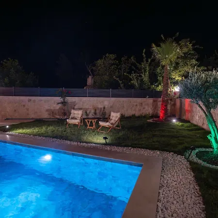 Casa Meis & Escapes Вилла *