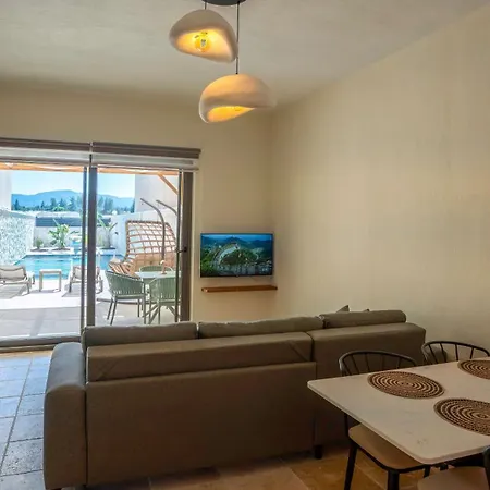 Willa Casa Meis & Escapes *